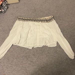 White off the shoulder long sleeve Flowy blouse